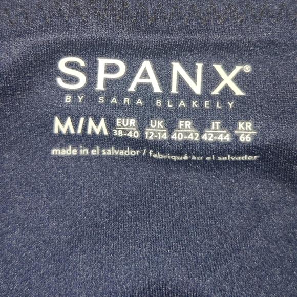Spanx Active Cropped Navy Leggings High Waisted Size M - Picture 3 of 5